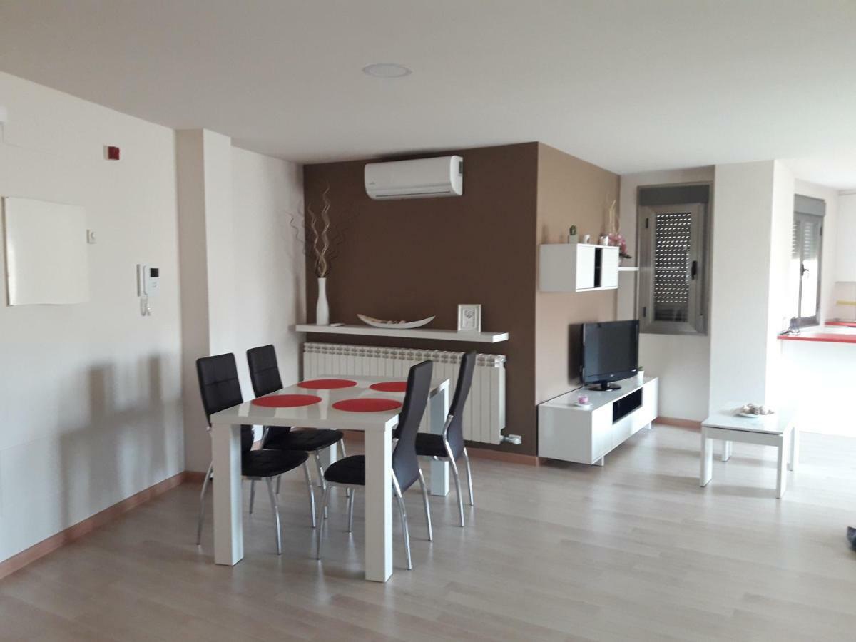 Apartamento Atico Appartement Valdepeñas Buitenkant foto